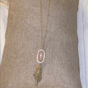 Kendra Scott necklace
